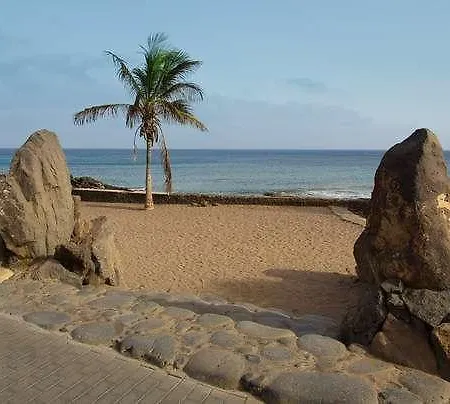 Lylystian * Costa Teguise